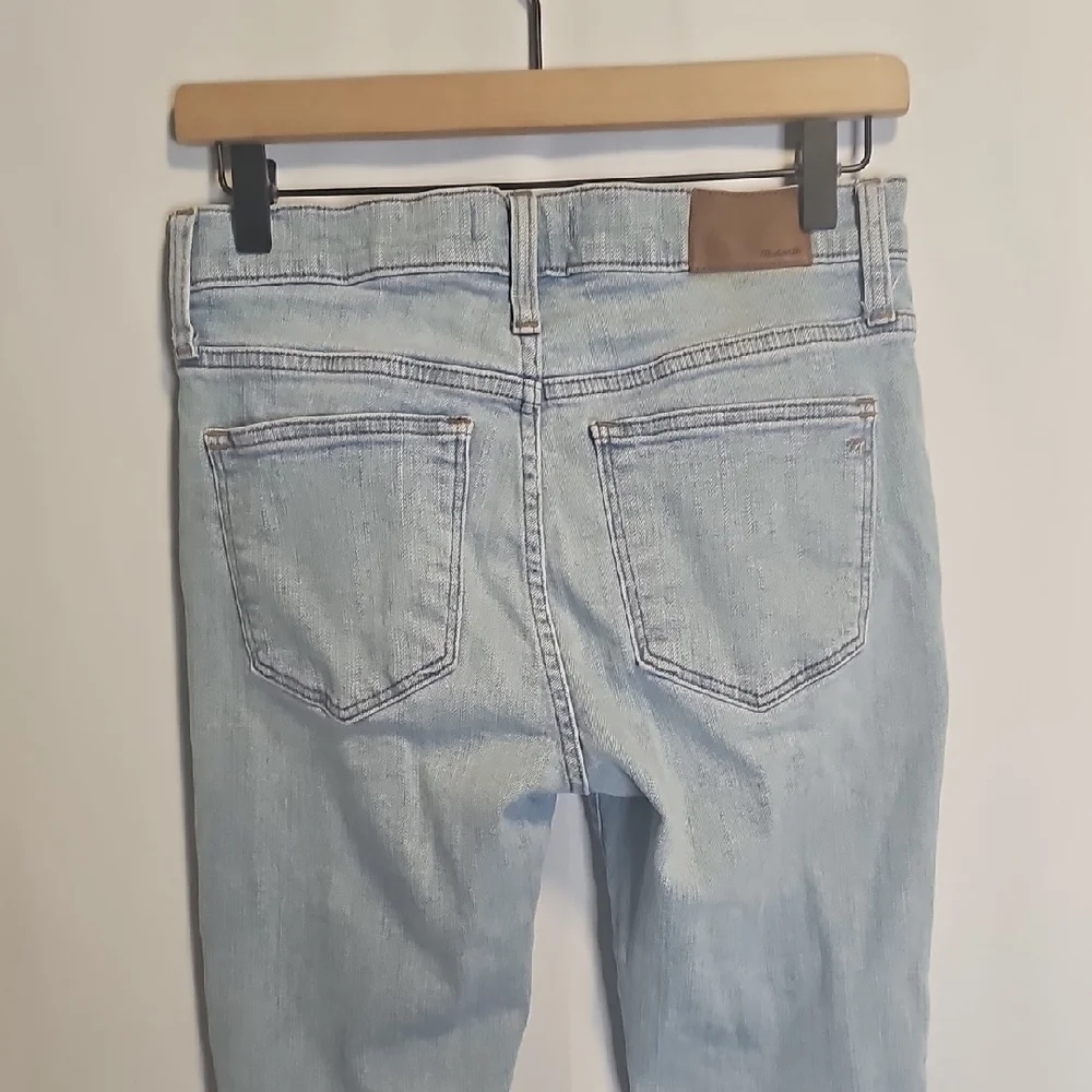 Madewell High-Rise Skinny Jeans Light Wash Button Fly Distressed 29 Waist - Picture 6 of 11